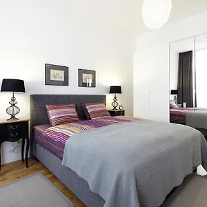 Theresiengasse Apartment